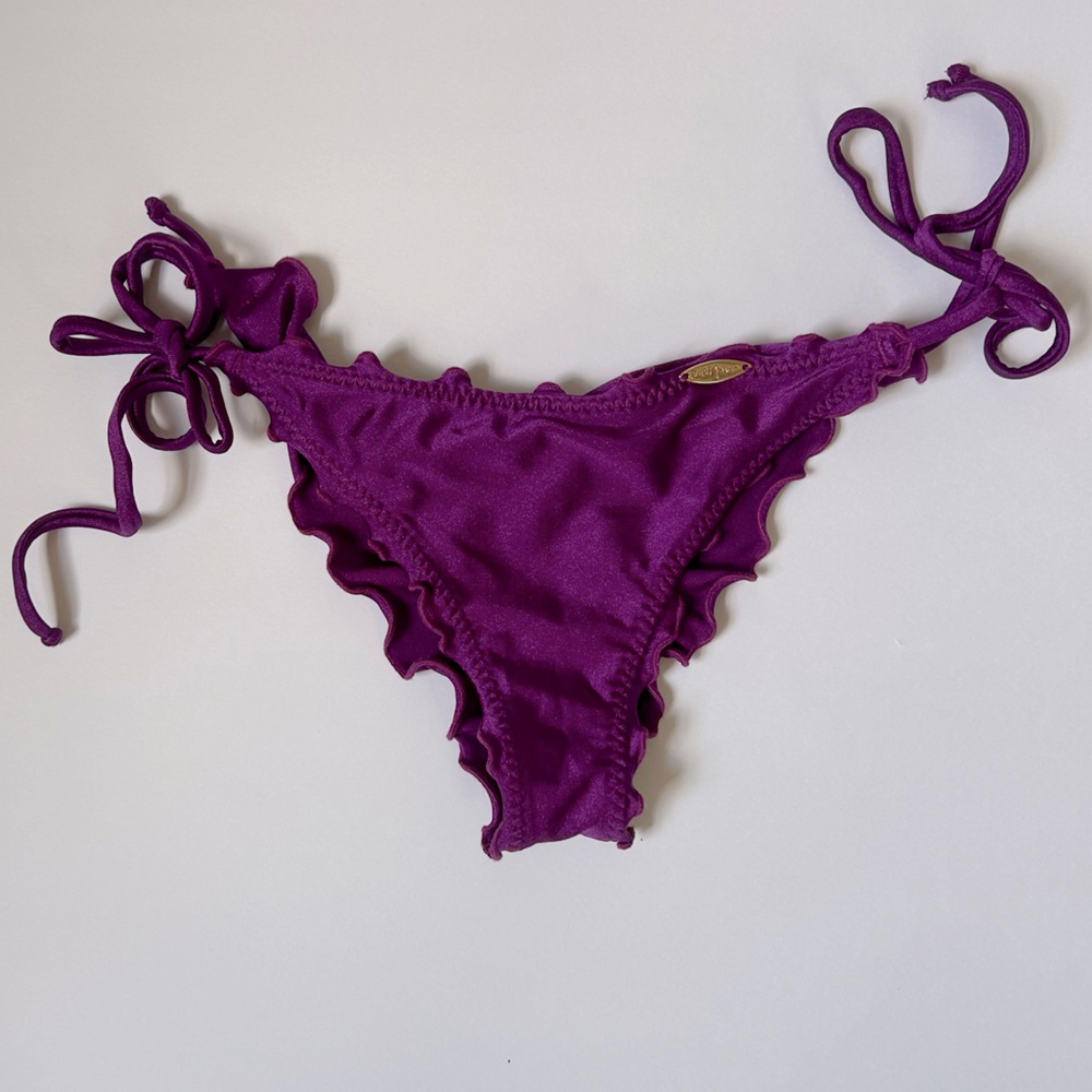 Luli Fama Cosita Buena Wavey Ruched Back Bottom XS Cheeky String Bikini